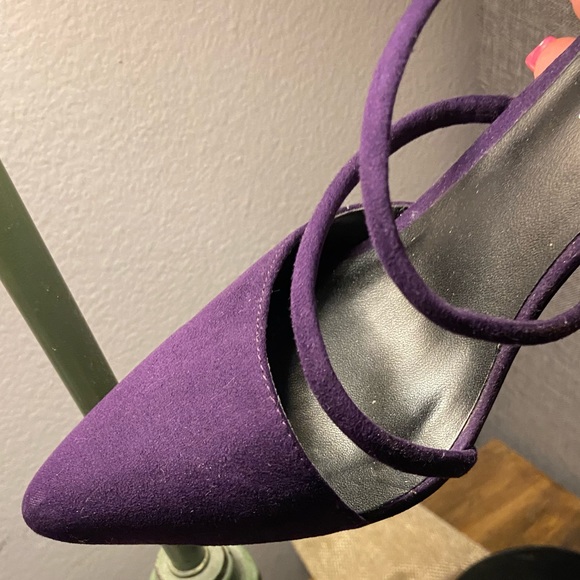 Aldo - Deep Purple Heels - Picture 2 of 4